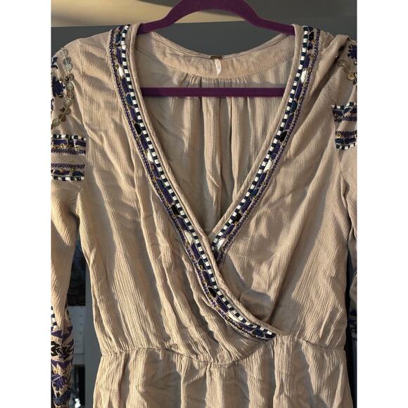 Free People Peasant Blouse Embroidered SP Wrap Look Deep V-neck Boho Hippie - Picture 5 of 10